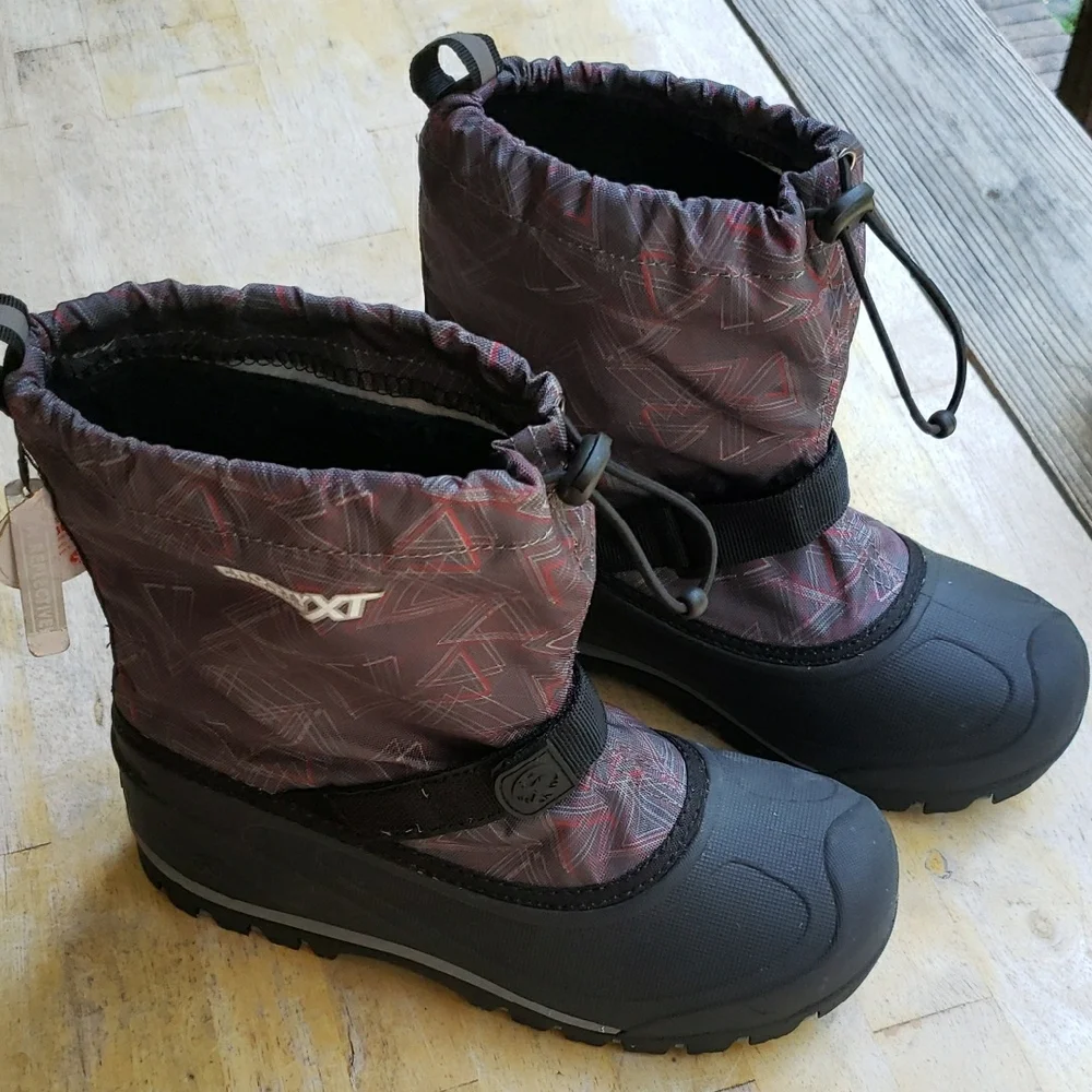 Northside Black and Purple Winter Boots Rugged Insulated Design